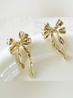 Gold Bow Stud Earrings*